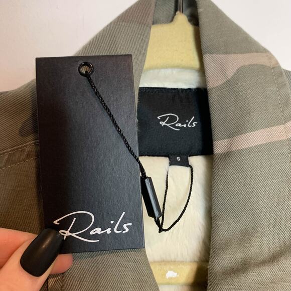 NWT RAILS Whitaker Sage Camo jacket faux shearling lining utility cargo - Picture 7 of 12